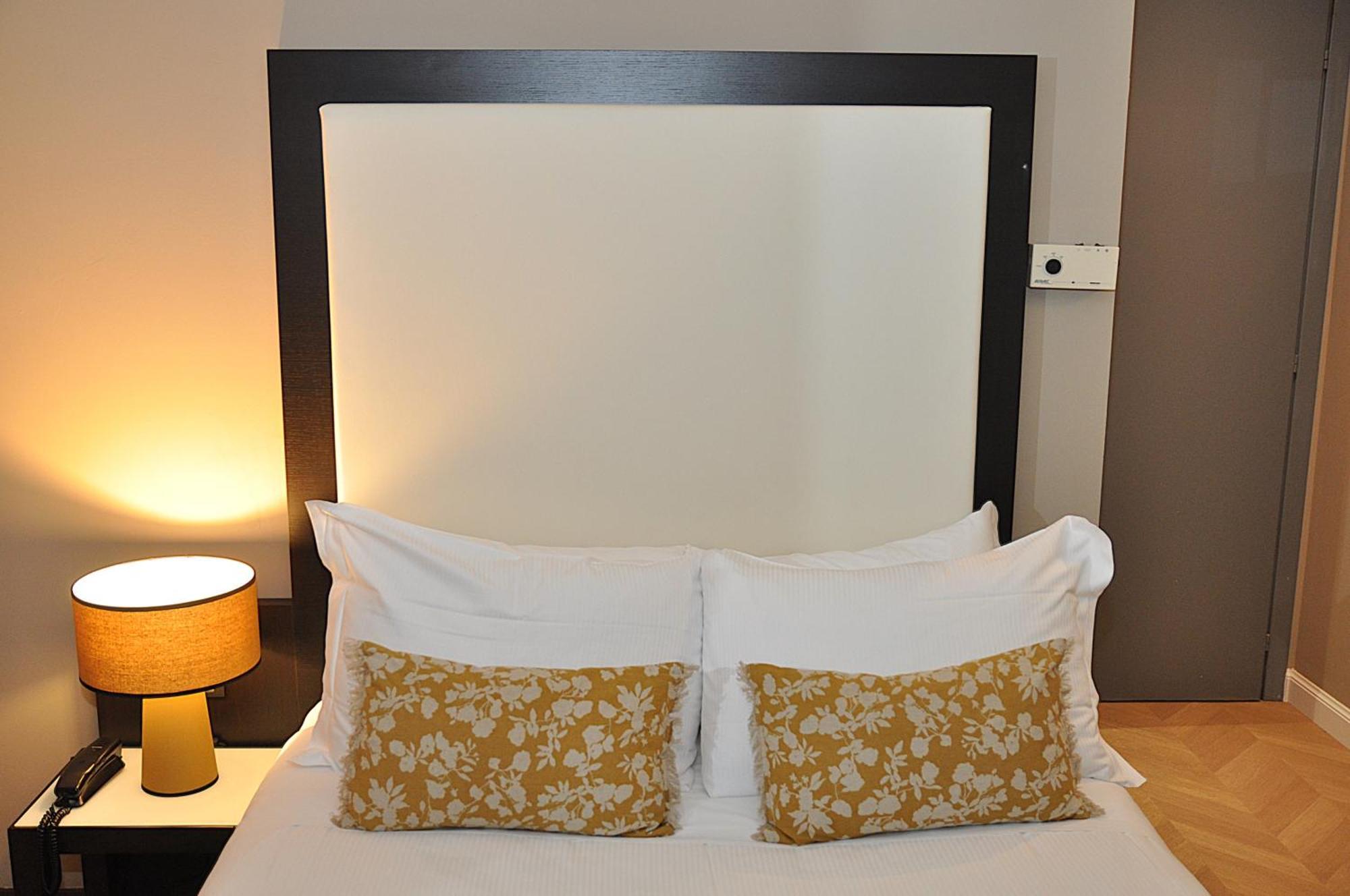 Hotel Comtur Binasco Esterno foto